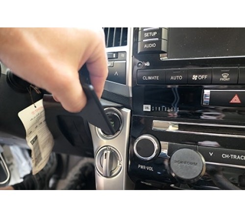 Proclip Toyota LandCruiser V8 08-15 USA Center mount