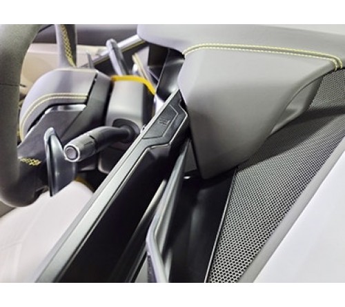 Proclip Chevrolet Corvette C8 20- Center mount