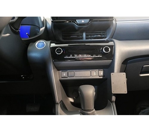 Proclip Toyota Yaris Cross 22- Angled mount