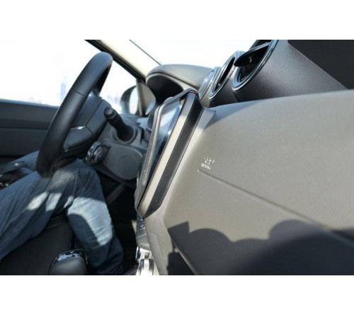 Proclip Dacia Duster (with display) 22-23 Angled mount