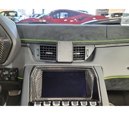 Proclip Lamborghini Aventador 11-24 Center mount