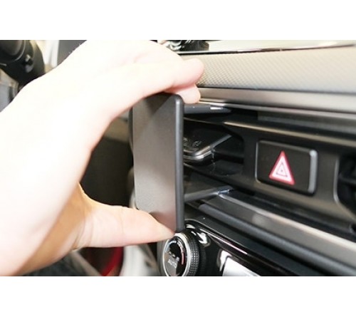 Proclip Hyundai Kona Electric (with display) 22-Center mount