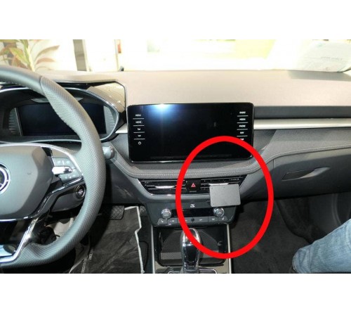 Proclip Skoda Fabia 22- Center mount