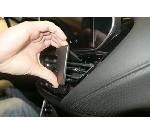 Proclip Suzuki S-Cross 22- Angled mount