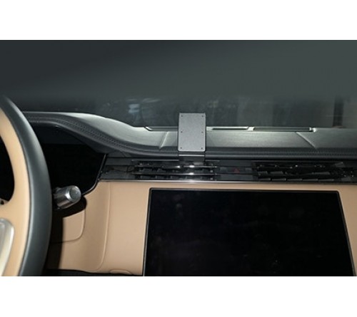 Proclip Land Rover Range Rover 22-/RR Sport 23- Center mount