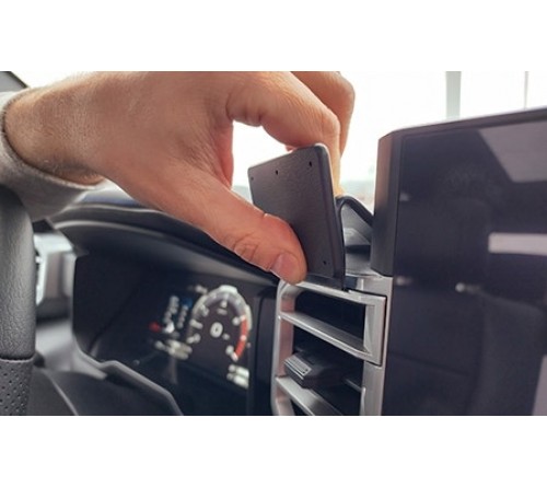 Proclip Toyota Tundra 22- USA Center mount