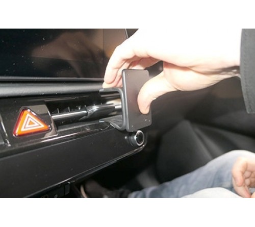 Proclip Kia Niro 23- Center mount