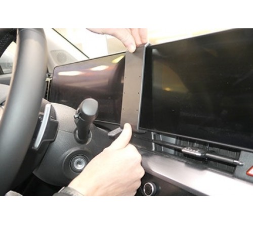 Proclip Kia Sportage 22- Center mount