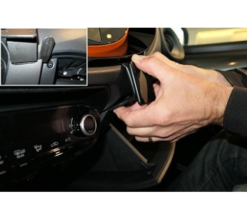 Proclip Toyota AYGO X 23- Angled mount