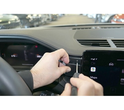 Proclip Polestar 2 20- Center mount