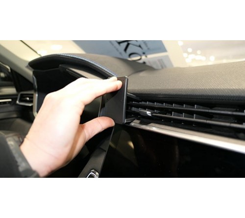 Proclip Lynk & Co 01 21-24 Center mount