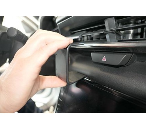 Proclip Mazda MX-30 21-26 Center mount