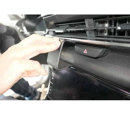 Proclip Mazda MX-30 21-26 Center mount