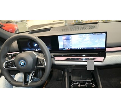 Proclip BMW 5-series G60/G61/G68 24- Center mount