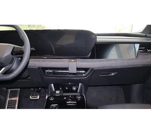 Proclip Audi Q6 25- Center mount