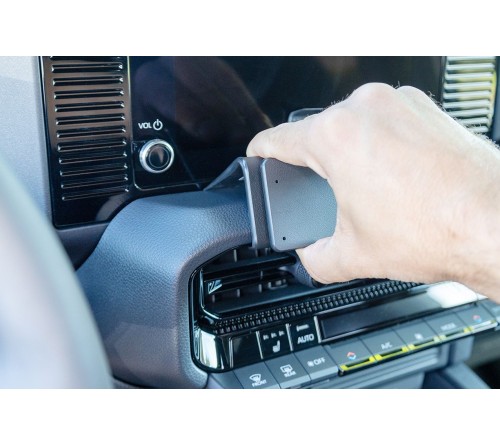 Proclip Toyota LandCruiser 24- Center mount