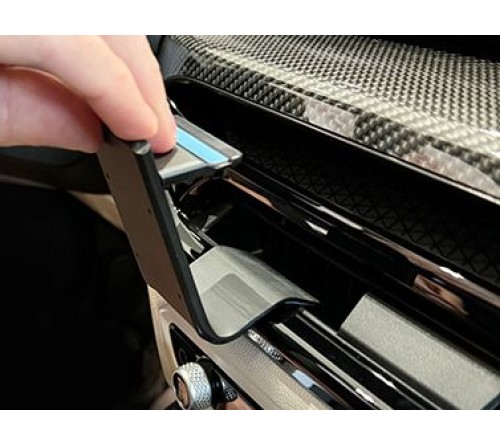 Proclip BMW 3-series/ 4-series/ i4 25- Center mount