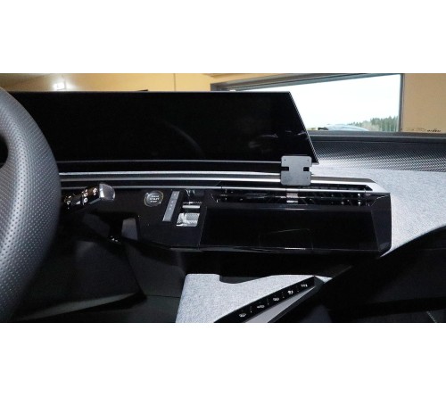 Proclip Peugeot 3008/ 5008 25- Center mount