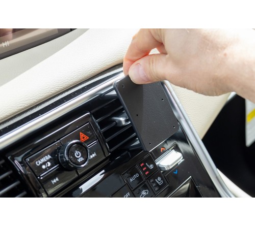 Proclip Nissan Patrol 25- Center mount