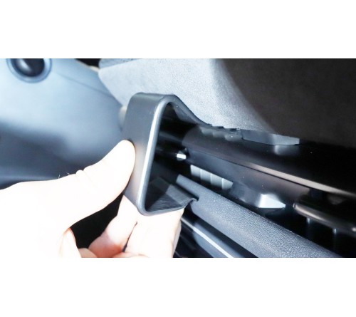 Proclip Audi Q5 25- Center mount