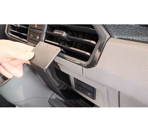 Proclip MAN TGE/ VW Crafter 25- Angled mount -ONLY automatic