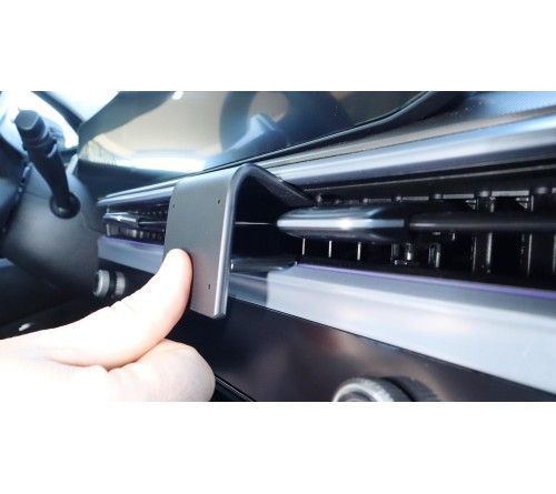 Proclip Kia Sorento 25-26 Center mount