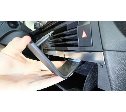 Proclip Opel Astra 22- Center mount