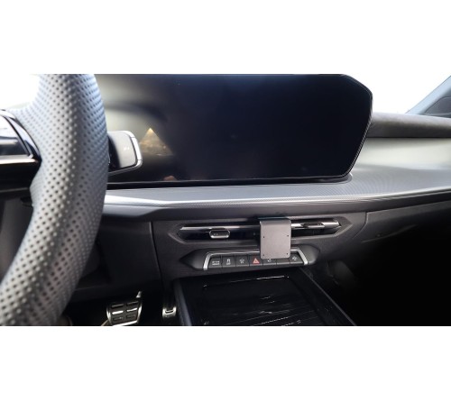 Proclip Audi Q3 26- Center mount
