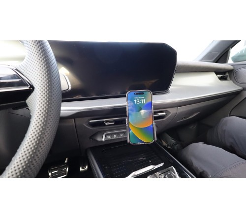 Proclip Audi Q3 26- Center mount