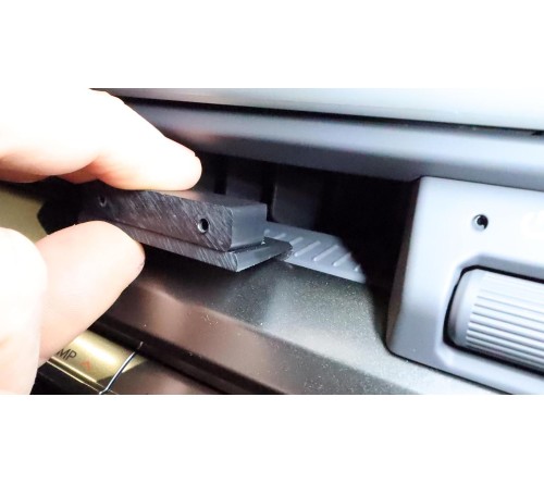 Proclip Kia EV3 25- Center mount