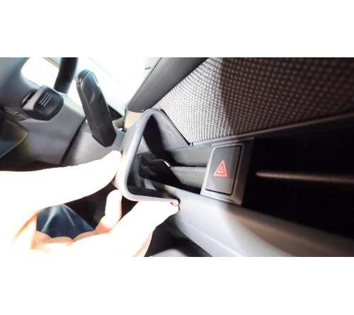 Proclip Volkswagen T-Roc 26- Center mount