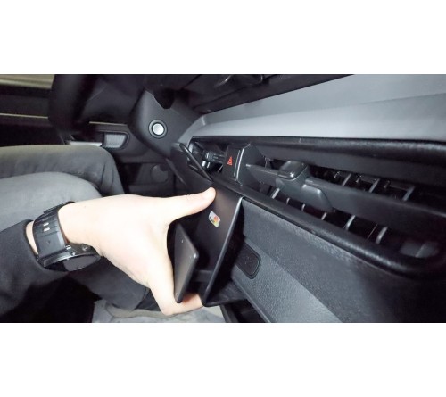 Proclip Volkswagen ID.Buzz Cargo 25- Center mount