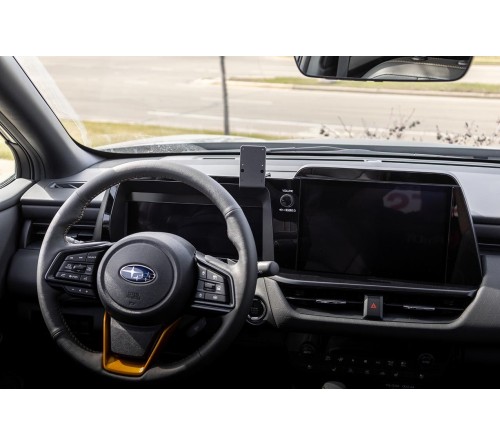Proclip Subaru Outback 26- Center mount