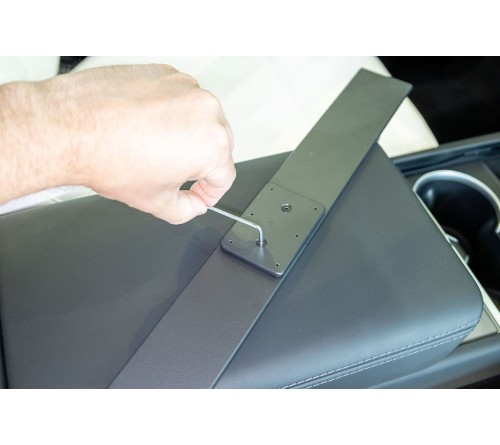 Proclip Tesla Model Y 25½- 16" screen - Center mount