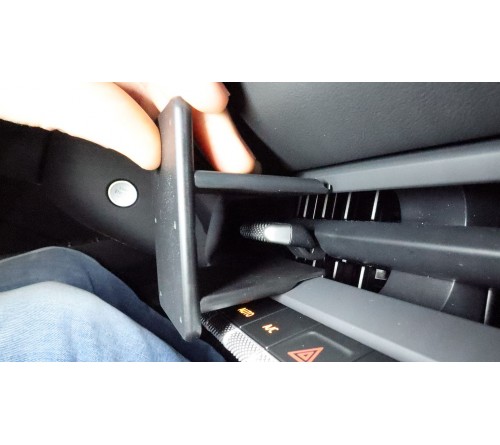 Proclip Volkswagen ID.3 Neo 27- Center mount